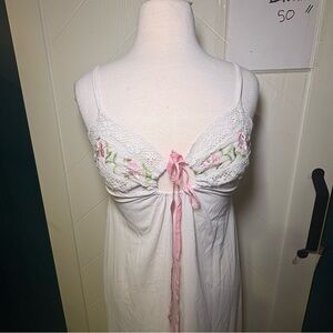 Vintage White Floral Lace Bust Maxi Nightgown Cottagecore Coquette Lingerie